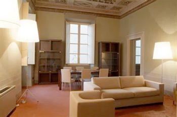 Bed & Breakfast Dimora Storica Palazzo Puccini 3*