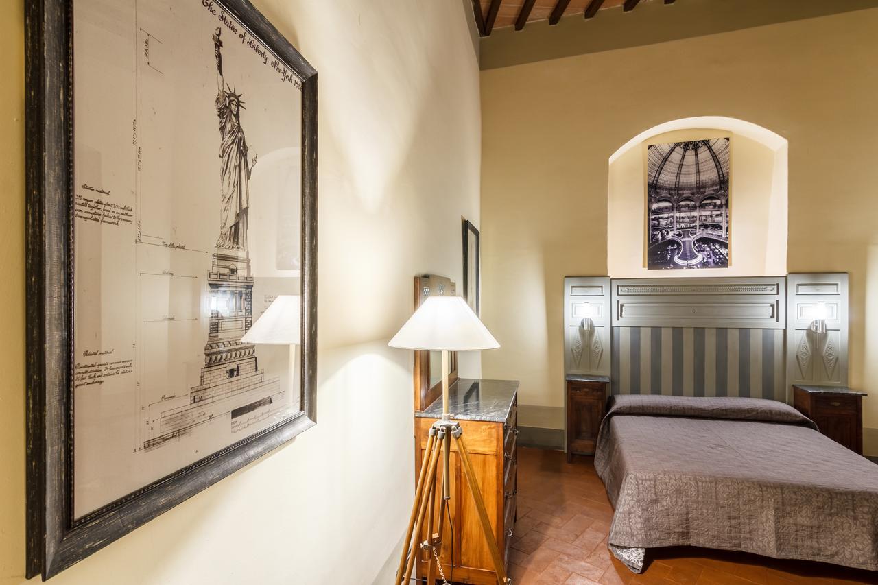 Dimora Storica Palazzo Puccini Bed & Breakfast 3*