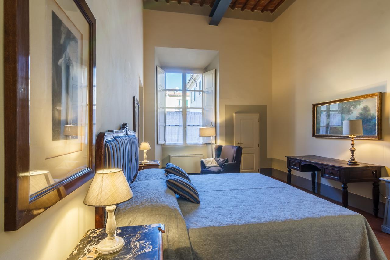 Bed & Breakfast Dimora Storica Palazzo Puccini 3*