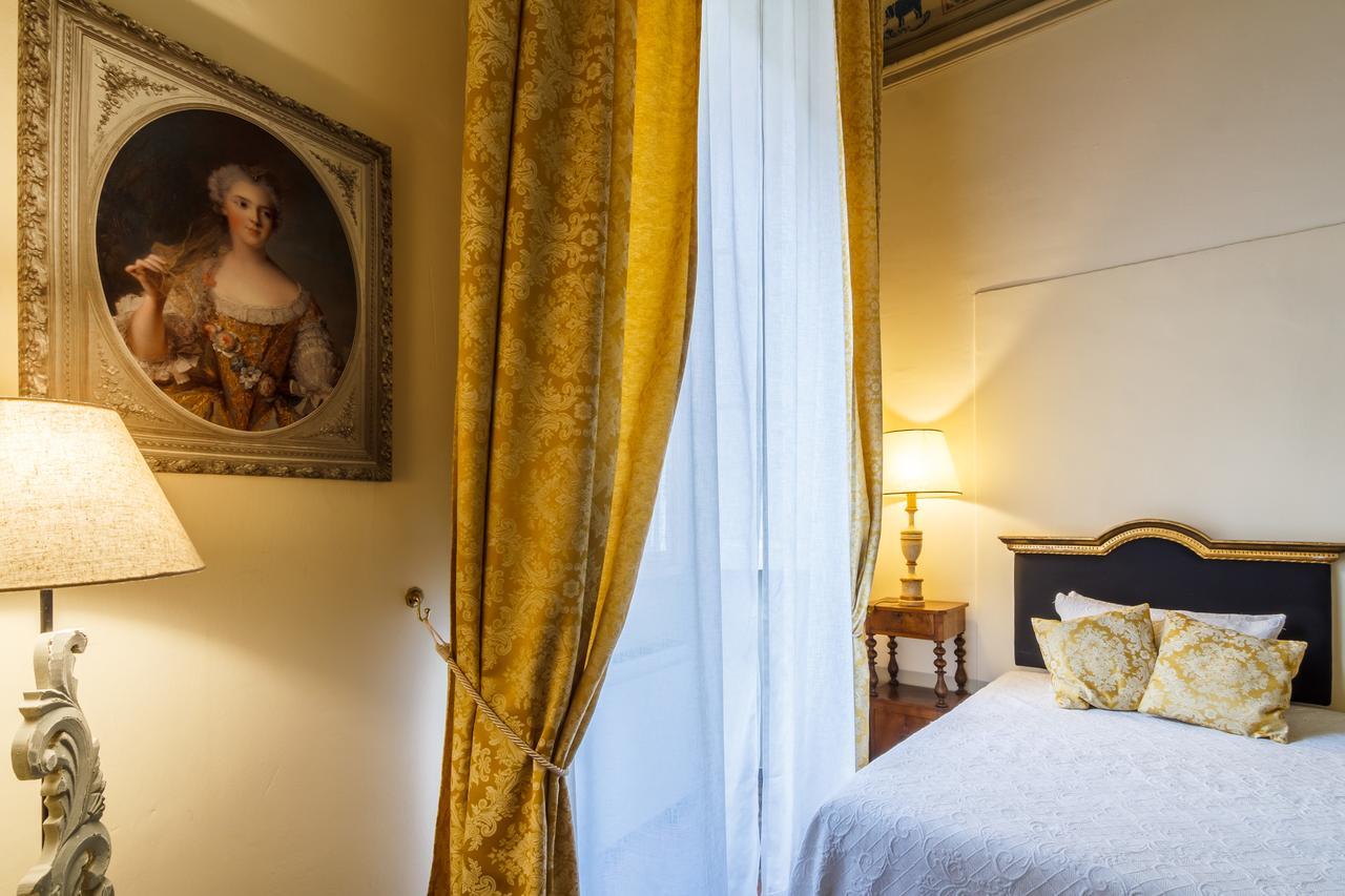 Dimora Storica Palazzo Puccini Bed & Breakfast