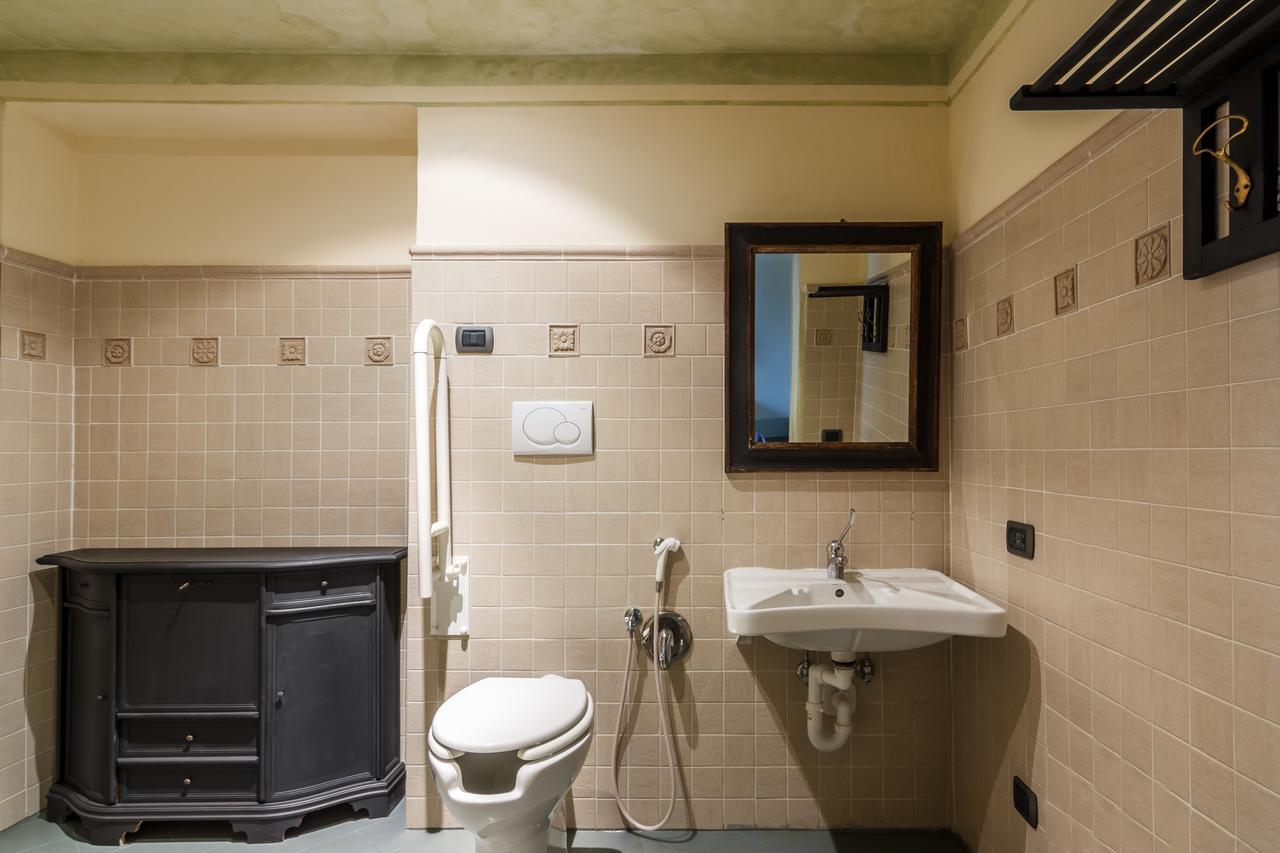Dimora Storica Palazzo Puccini Bed & Breakfast 3*