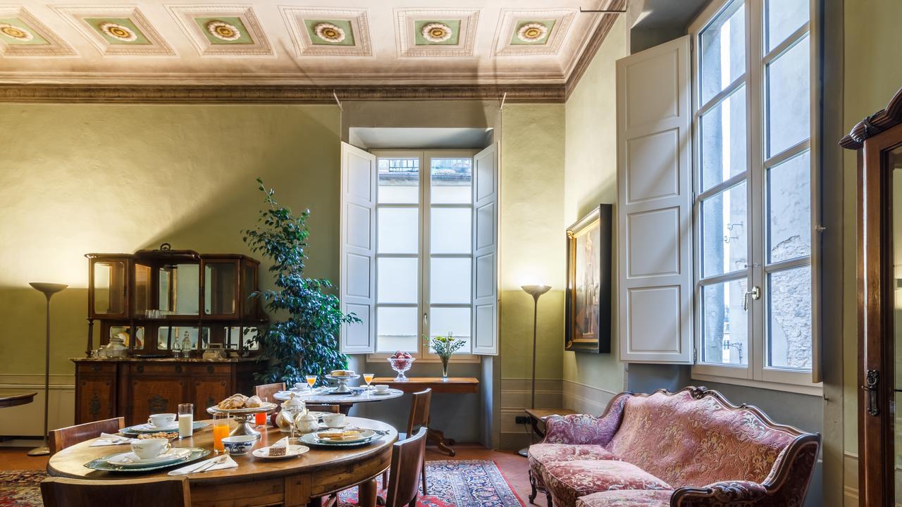 Dimora Storica Palazzo Puccini Bed & Breakfast 3*